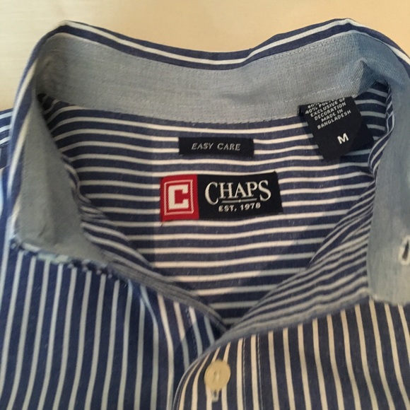 Chaps Men’s easy care casual striped dress shirt, size medium. - Picture 4 of 5